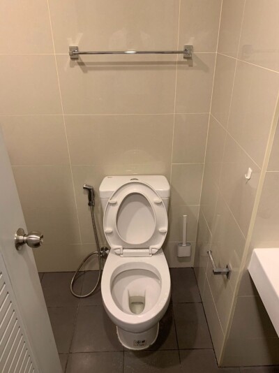 เอ สเปซ เมกา / A space Mega