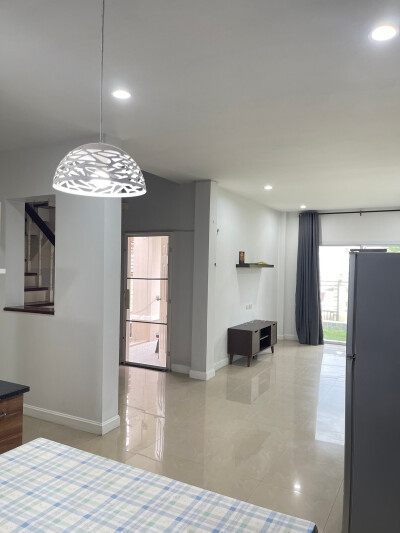 ดิเอมเมอรัล การ์เด้น & สปอร์ตคลับ / The Emerald Garden & Sport Club