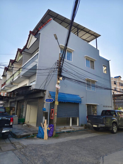 อัพเดทล่าสุด 6/12/2568 : 🏡 ให้เช่า อาคารพาณิชย์ หลังหัวมุม ซอยเทพารักษ์ 78 (โกสิน)