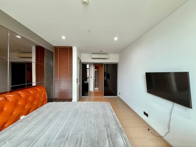 เดอะ รูม เจริญกรุง 30 / The Room Charoenkrung 30