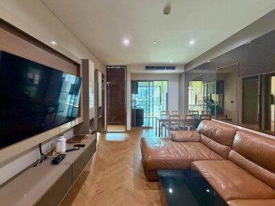 เดอะ รูม เจริญกรุง 30 / The Room Charoenkrung 30