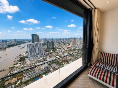 แชปเตอร์ เจริญนคร - ริเวอร์ไซด์ / Chapter Charoennakhon - Riverside