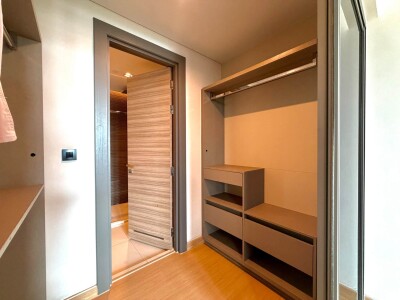 เดอะ รูม เจริญกรุง 30 / The Room Charoenkrung 30