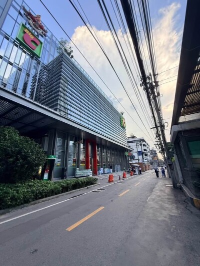 อัปเดตล่าสุด 18/10/2569 : ซีนิธ เพลส สุขุมวิท 42 / Zenith Place Sukhumvit 42