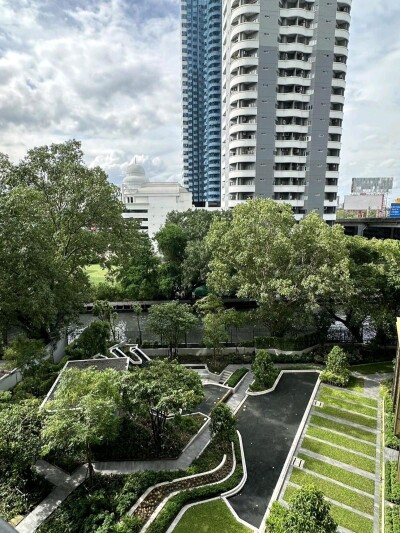 ไลฟ์ วัน ไวร์เลส / life one wireless