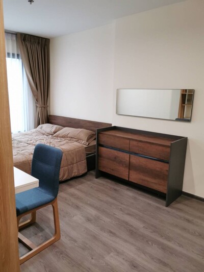 ริชพาร์ค แอท ทริปเปิ้ล สเตชั่น / 🛏 1 ห้องนอน 📐 ขนาด 35 ตร.ม. 🏞 ชั้นสระว่ายน้ำ | ทิศเหนือ | วิวสระว่ายน้ำ-8