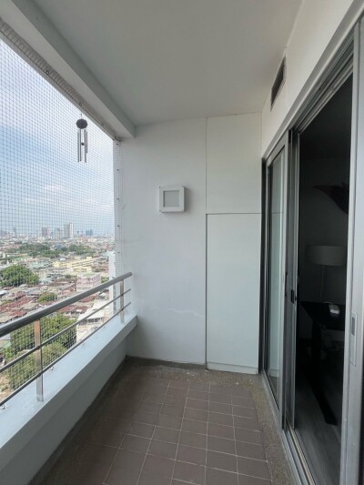 ริเวอร์ เฮเว่น (เจริญกรุง 76/1) / 📍 ห้องมุม ชั้น 17 | วิวเอเชียทีค | ขนาดประมาณ 63 ตร.ม. (รวมระเบียง)