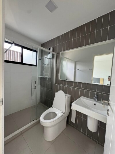 อัพเดตล่าสุด 16/7/2568 : ให้เช่าทาวน์เฮาส์พร้อมเฟอร์นิเจอร์ครบชุดที่ Indy 5 บางนา กม.7-15