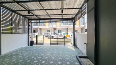 ม.แกรนด์วิว ปทุมธานี สายใน /    24.4 ตรว.  160 ตรม.-6