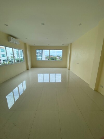 อัพเดตล่าสุด 30/10/2568 : 🌟 ให้เช่าอาคารพาณิชย์ สุขุมวิท 64 🌟-7