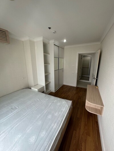 ลุมพินี เพลส พระราม 9 - รัชดา / Lumpini Place Rama 9 - Ratchada