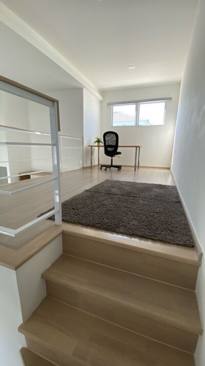 อัพเดทล่าสุด 7/7/2568 : อินดี้ 2 บางนา - รามคำแหง 2 / พื้นที่ใช้สอย: 160 ตร.ม.  จำนวนชั้น: 3 ชั้น