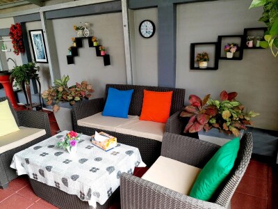 บ้านเดี่ยว 2 หลัง บนที่ดิน 1ไร่ ตกแต่งพร้อมอยู่