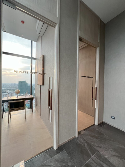 ไลฟ์ พหล - ลาดพร้าว / Life Phahon - Ladprao