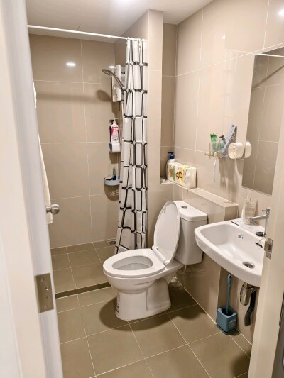 เสนาคิทท์ ศรีนครินทร์ - ศรีด่าน / ชั้น5 ไม่มีห้องตรงข้าม วิวรถไฟฟ้า