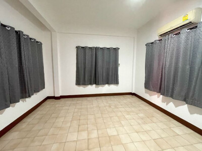 🔥 **ให้เช่าบ้านเดี่ยว 2 ชั้น หมู่บ้านรุ่งเรือง 5** 🔥