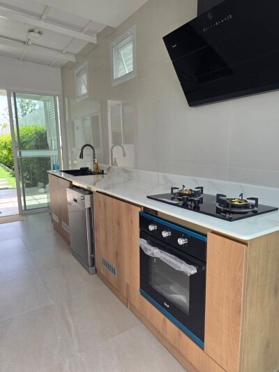 มัณฑนา100+ บางขุนเทียน ชายทะเล / Mantana 100+ Bangkhunthian Chaithalae