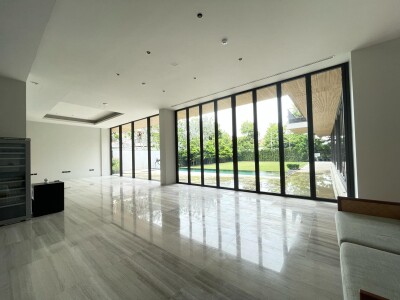 สันติบุรี เดอะ เรสซิเดนเซส / 1,415 ตารางเมตร-17