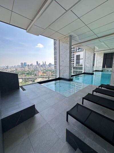 อัปเดตล่าสุด 13/5/2568 : ไซมิส พระราม 9 (แลนด์มาร์ค @MRTA Station) / ห้องขนาด 70 ตรม. ชั้น 18 อาคาร C-29