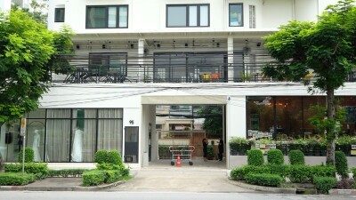 🌟 สำนักงานให้เช่า 100 ตร.ม. ใจกลางสาทร – ติดถนนนราธิวาสฯ เดินทางสะดวก ติดคอนโด Rhythm 🌟-5