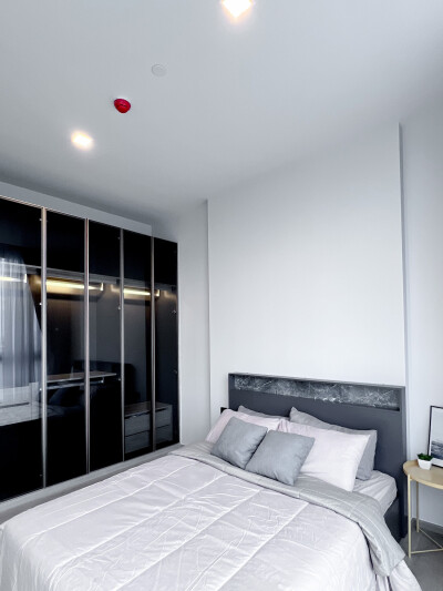 เดอะ เครสท์ พาร์ค เรสซิเดนซ์ / The Crest Park Residences