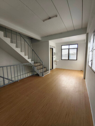 อัพเดทล่าสุด 6/12/2568 : 🏡 ให้เช่า อาคารพาณิชย์ หลังหัวมุม ซอยเทพารักษ์ 78 (โกสิน)