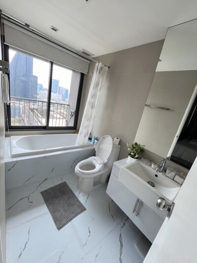 โนเบิล รีมิกซ์ สุขุมวิท 36 / 1 ห้องนอน 1 ห้องน้ำ 62 ตารางเมตร