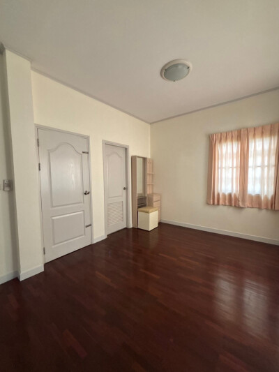 พาร์คเวย์ ชาเล่ต์ รามคำแหง-16