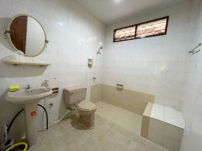 🔥 **ให้เช่าบ้านเดี่ยว 2 ชั้น หมู่บ้านรุ่งเรือง 5** 🔥