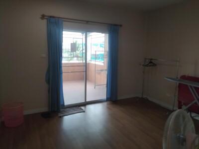 ปริญลักษณ์ เอกชัย-บางบอน