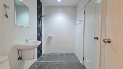 ม.แกรนด์วิว ปทุมธานี สายใน /    24.4 ตรว.  160 ตรม.-20