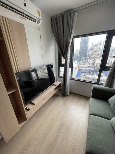 ไลฟ์ พระราม 4 - อโศก / ชั้น12 ขนาด32ตร.ม