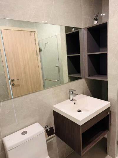 โนเบิล นิว ดิสทริค อาร์ไนน์ / Noble Nue District R9