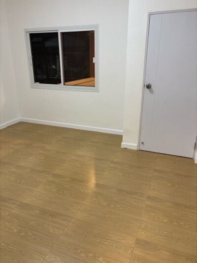 สินทวีวิลล่า รีโนเวทใหม่ พร้อมอยู่ เข้าทาง รพ.บางมด / ✅  ขนาด 16.5 ตร.วา ✅  พื้นที่ใช้สอย 2 ห้องนอน 2 ห้องน้ำ-8