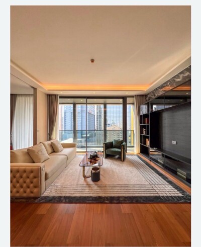 ดิ เอสเทลล์ พร้อมพงษ์ / The Estelle PhromPhong