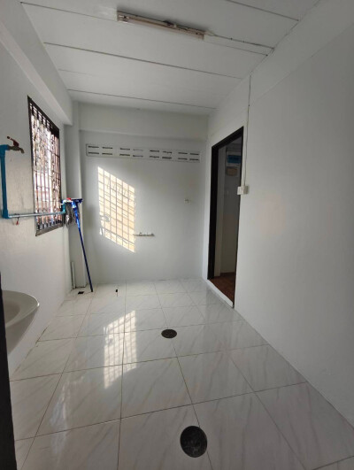 อัพเดทล่าสุด 6/12/2568 : 🏡 ให้เช่า อาคารพาณิชย์ หลังหัวมุม ซอยเทพารักษ์ 78 (โกสิน)