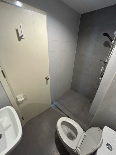 อัพเดทล่าสุด 2/3/2569 : เดอะทรัสต์ @ BTS เอราวัณ / The Trust @ BTS Erawan-18