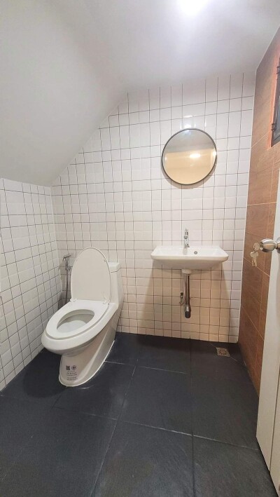 บ้านพฤกษา 12/1 รังสิต คลอง 3 / 18 ตรว., 3 ห้องนอน, 2 ห้องน้ำ, ห้องครัวใหญ่+มินิบาร์ สไตล์วินเทจ