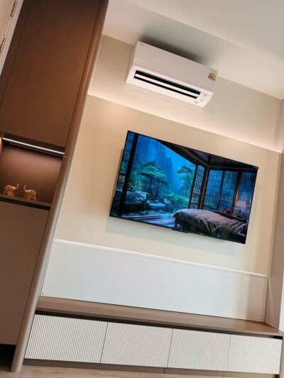 โนเบิล นิว ดิสทริค อาร์ไนน์ / Noble Nue District R9