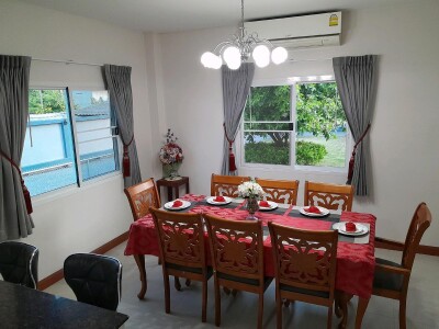 บ้านเดี่ยว 2 หลัง บนที่ดิน 1ไร่ ตกแต่งพร้อมอยู่