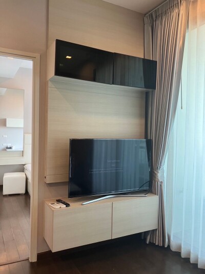 คิว อโศก / Q Asoke-2