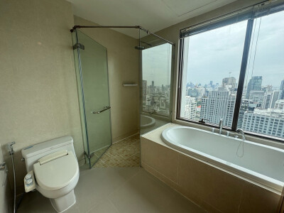 ดิ เอ็มโพริโอ เพลส / The Emporio Place-26