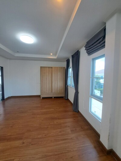 ศุภาลัย การ์เด้นวิลล์ กรุงเทพกรีฑาตัดใหม่ - มอเตอร์เวย์-6