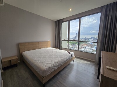เดอะรูม สาทร - เซนต์หลุยส์ / The Room Sathorn - St.Louis