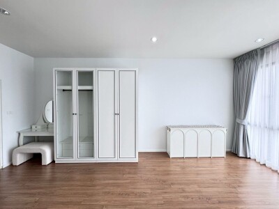 บ้านกลางเมือง พระราม 9 - กรุงเทพกรีฑา