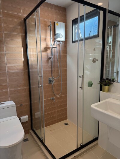 สราญสิริ รามคำแหง / 🛏 รายละเอียดบ้าน:  3 ห้องนอน  1 ห้องทำงาน (สามารถปรับเป็นห้องนอนเพิ่มได้)  3 ห้องน้ำ-27