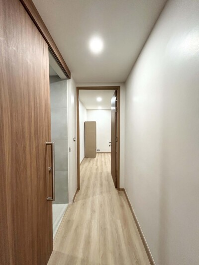 ริเวอไรน์ เพลส คอนโดมิเนียม / Riverine Place Condominium