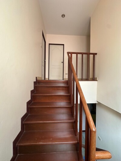 อัพเดทล่าสุด 11/8/2568 : หมู่บ้านประภาวรรณโฮม / 3 ห้องนอน / 5 ห้องน้ำ-6