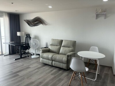 ริเวอร์ เฮเว่น (เจริญกรุง 76/1) / 📍 ห้องมุม ชั้น 17 | วิวเอเชียทีค | ขนาดประมาณ 63 ตร.ม. (รวมระเบียง)