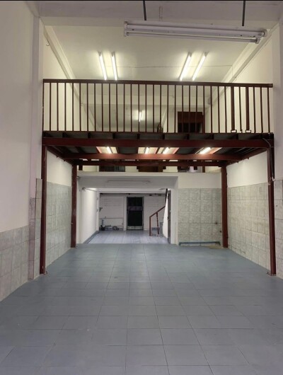 ✨ ให้เช่าอาคารพาณิชย์ 2 ชั้นครึ่ง ซ.พหลโยธิน 52-2